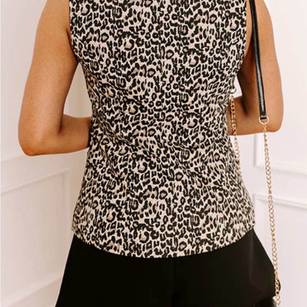 Leopard Vest Sleeveless Top - Picture 4 of 5